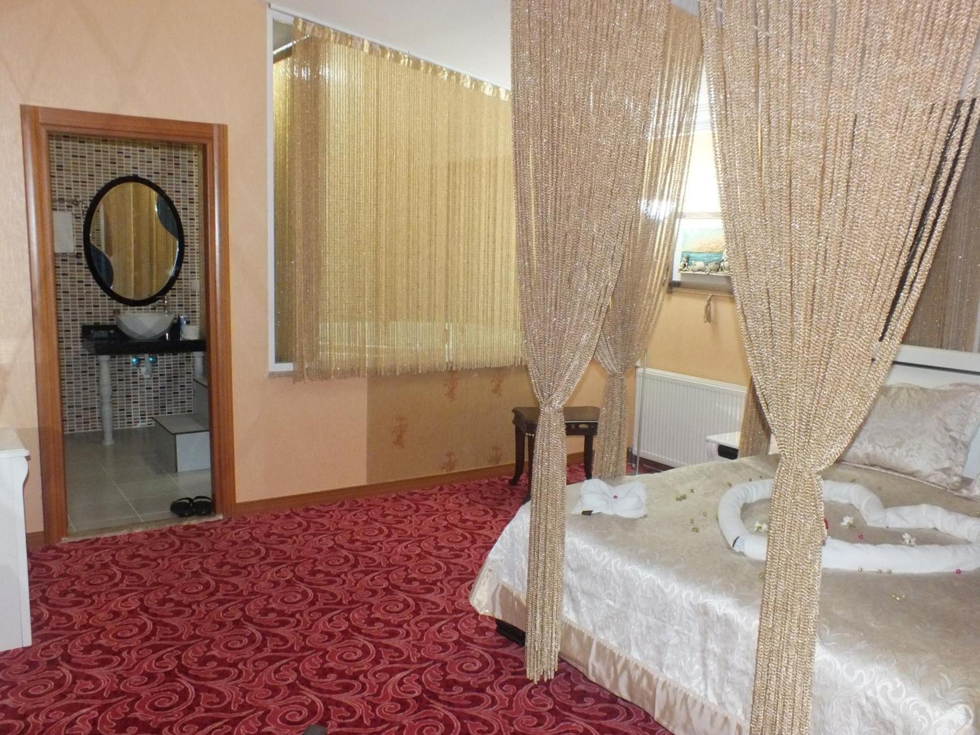 Demosan Hotel Karaman Quarto foto
